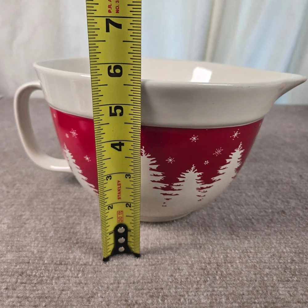 The Bake Shop by Masterclass Christmas Tree Batter Bowl Red White Ceramic 3 Qt